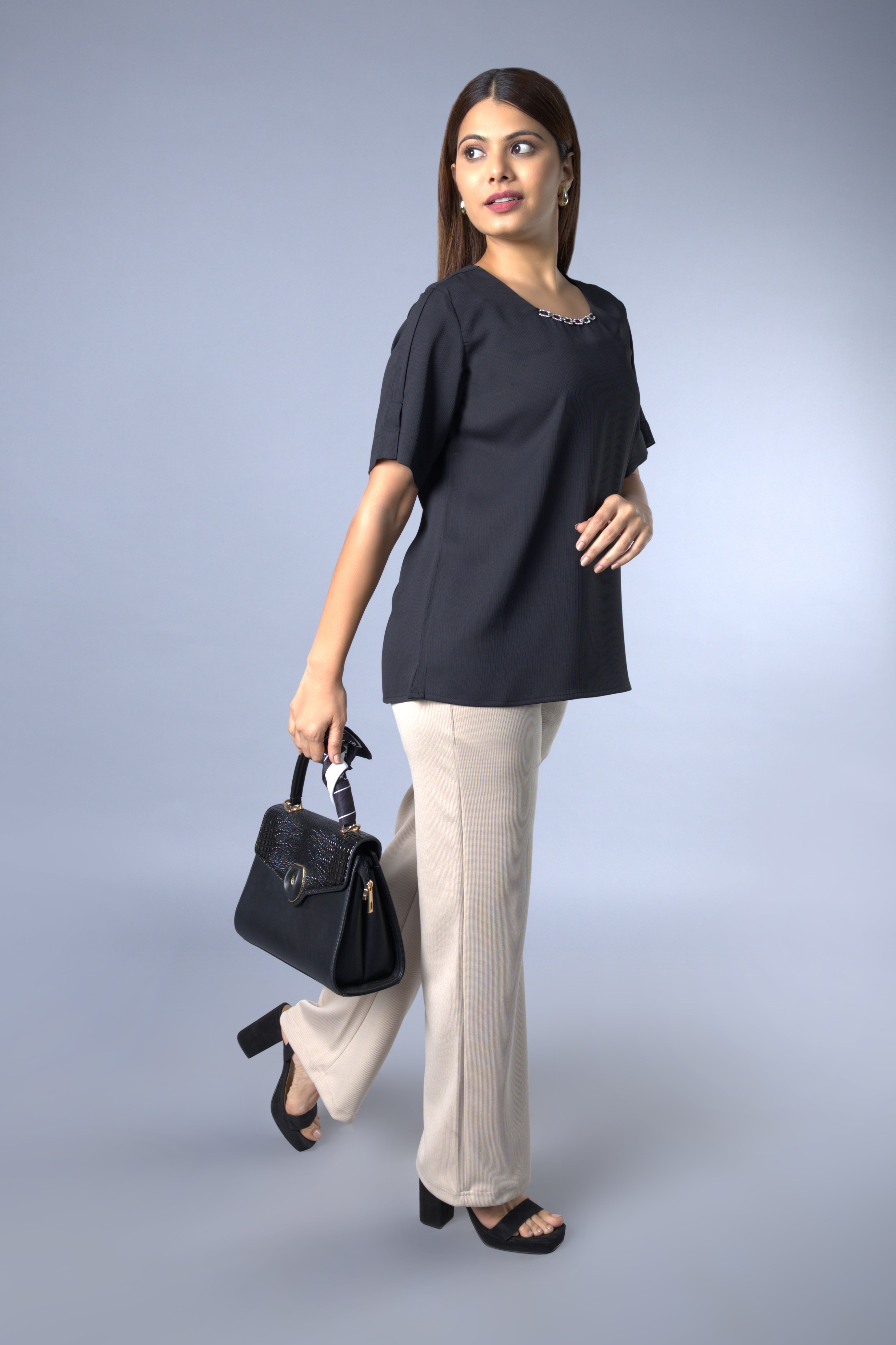 Top with detail overlap sleeve