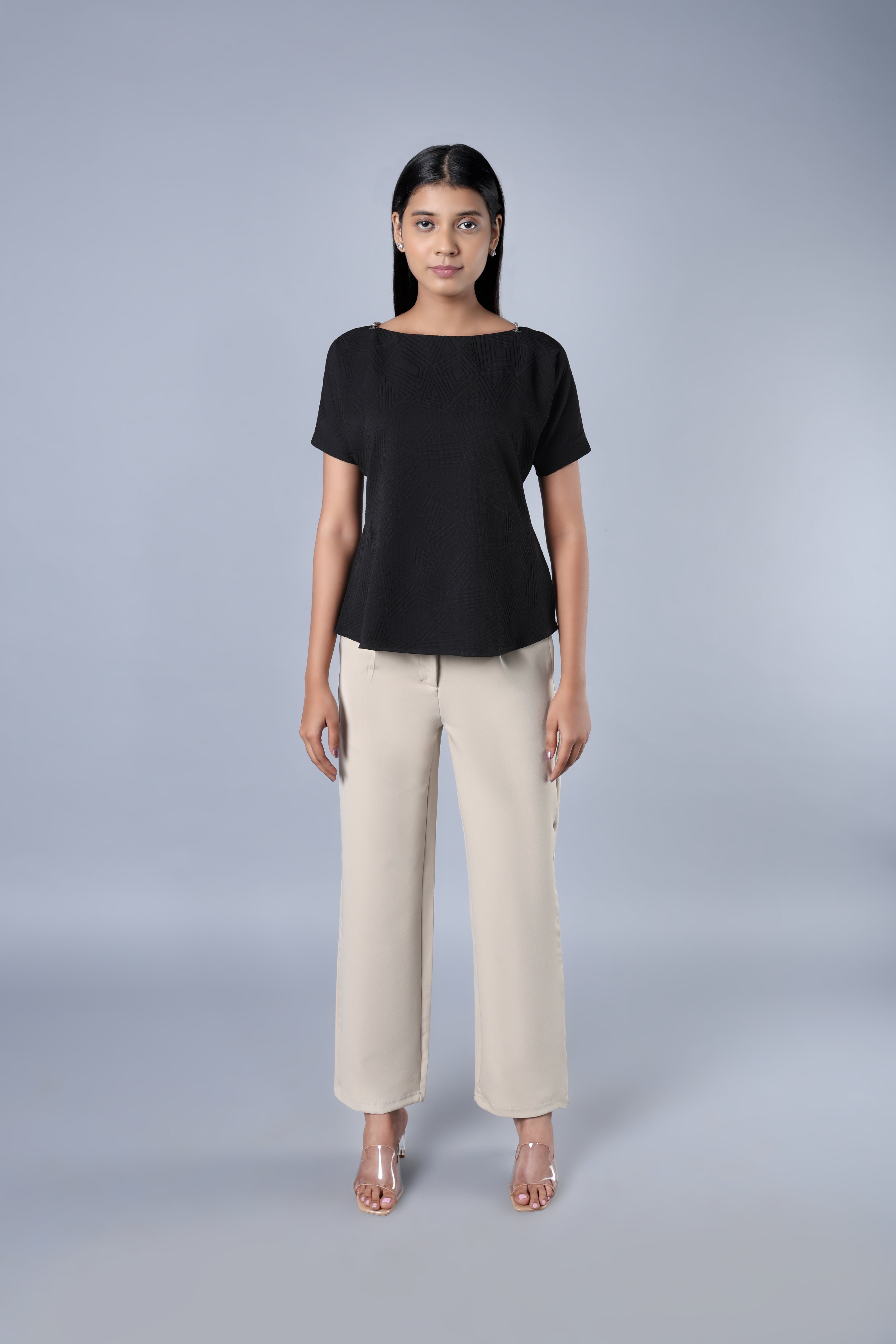 Style Boat Neck Top