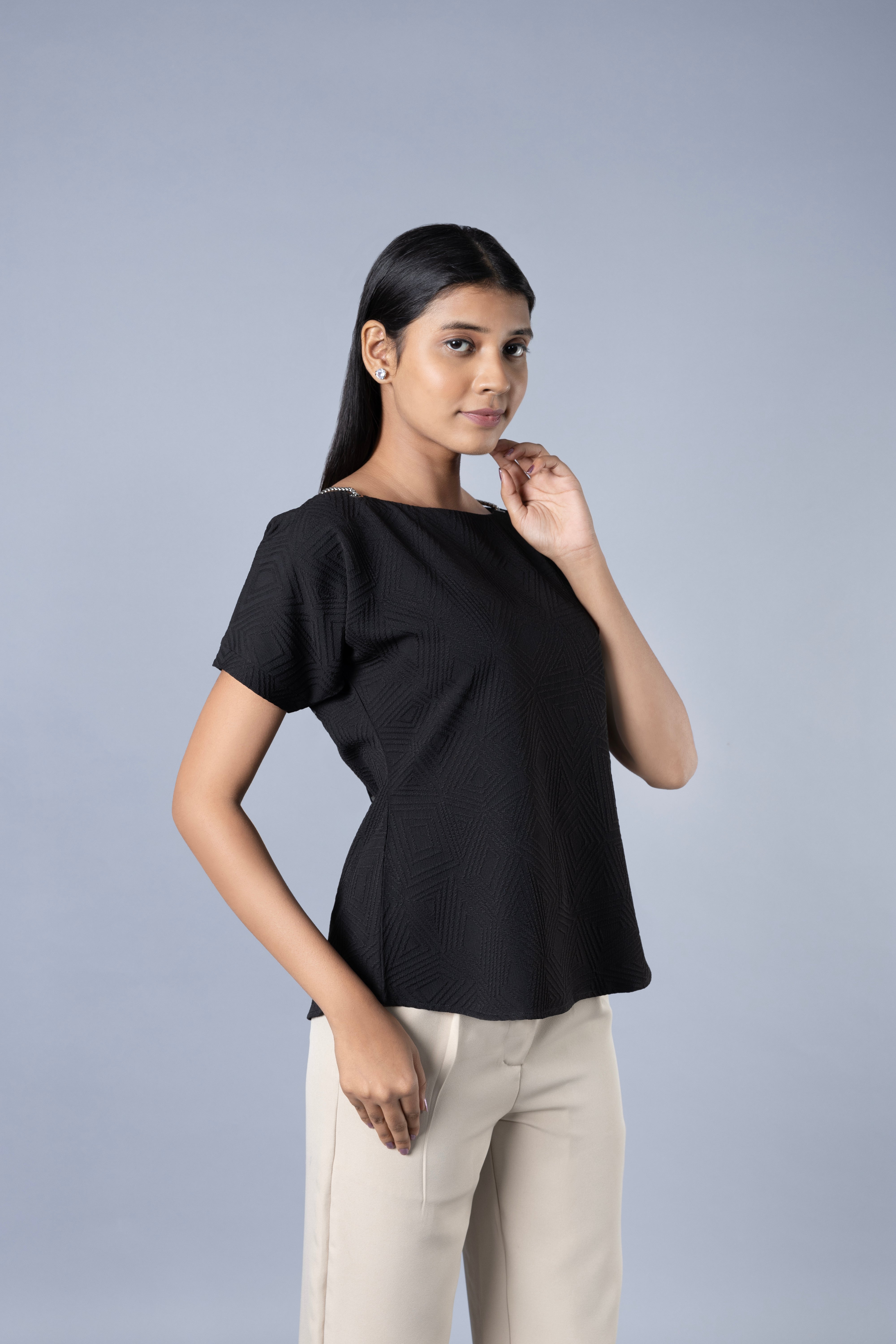 Style Boat Neck Top