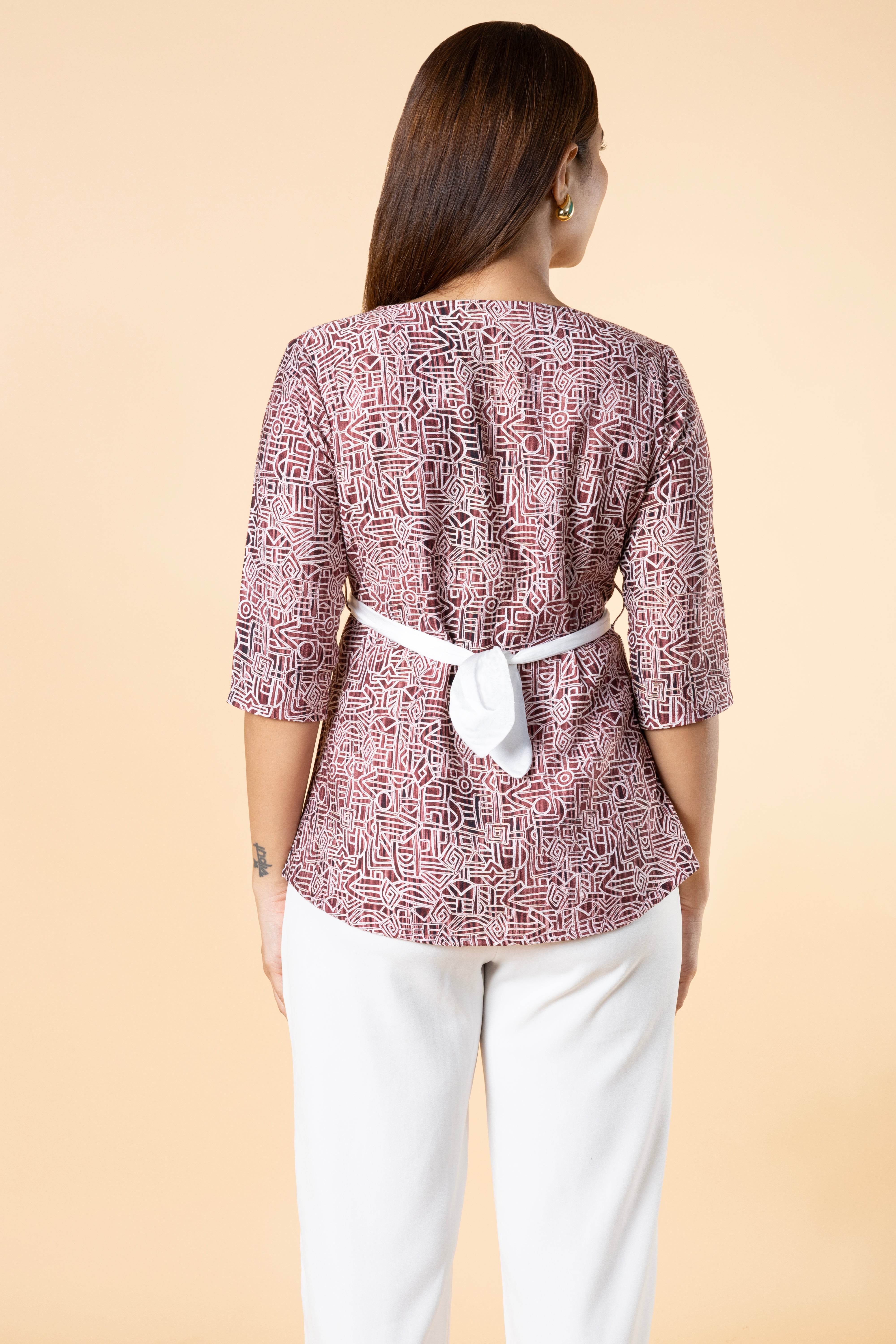 Round Neck Waist Belt Feminine Top