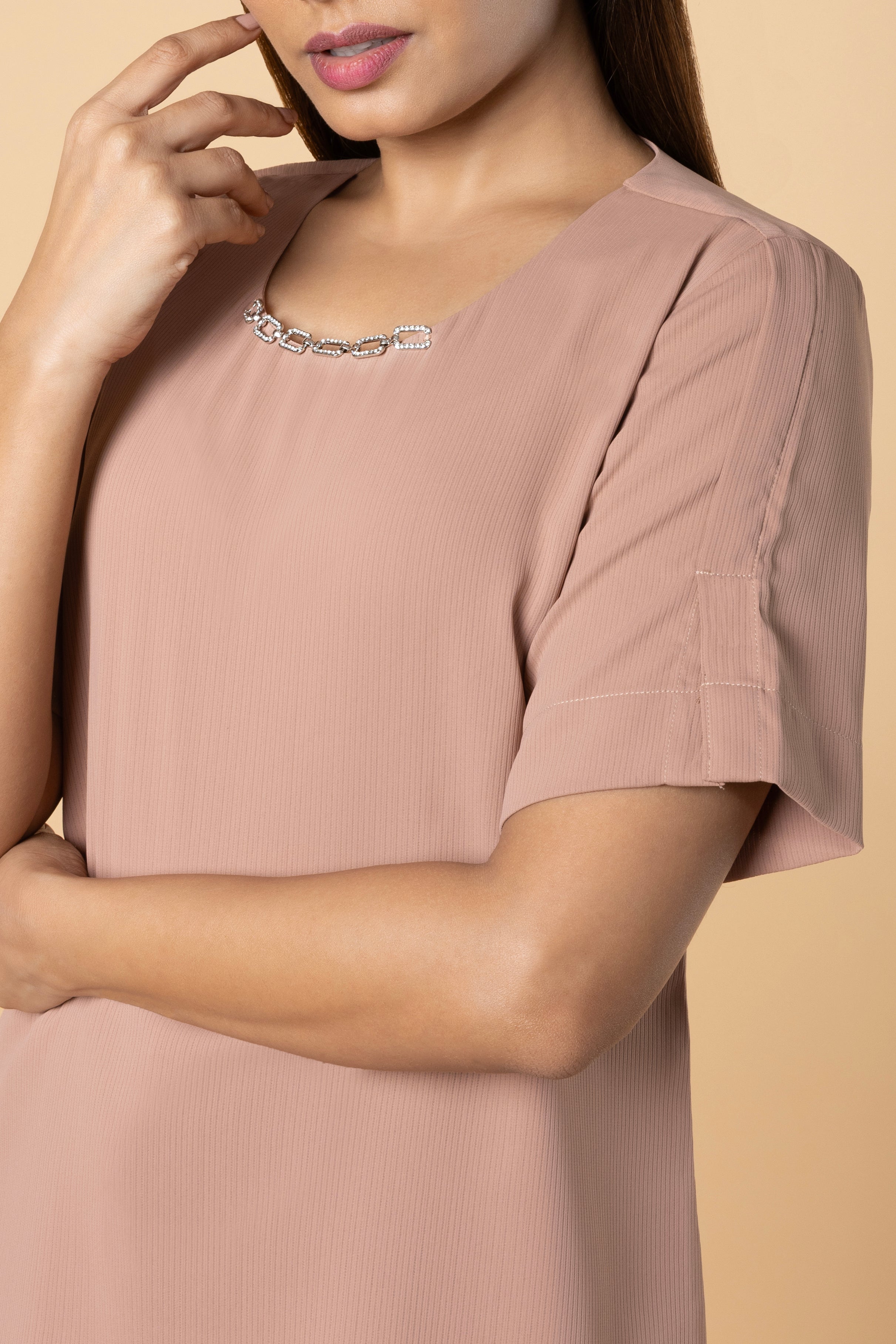 Top with detail overlap sleeve