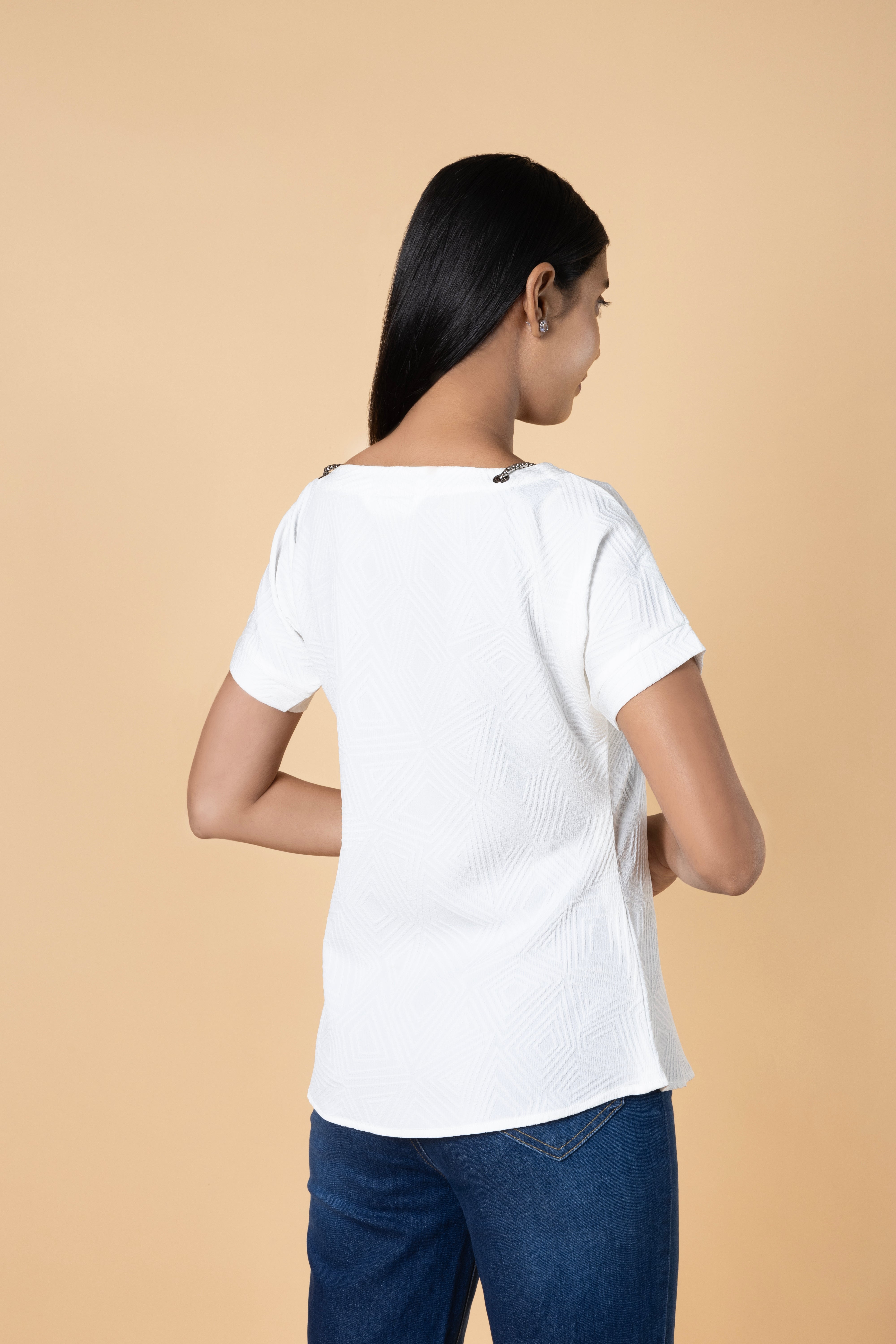 Style Boat Neck Top