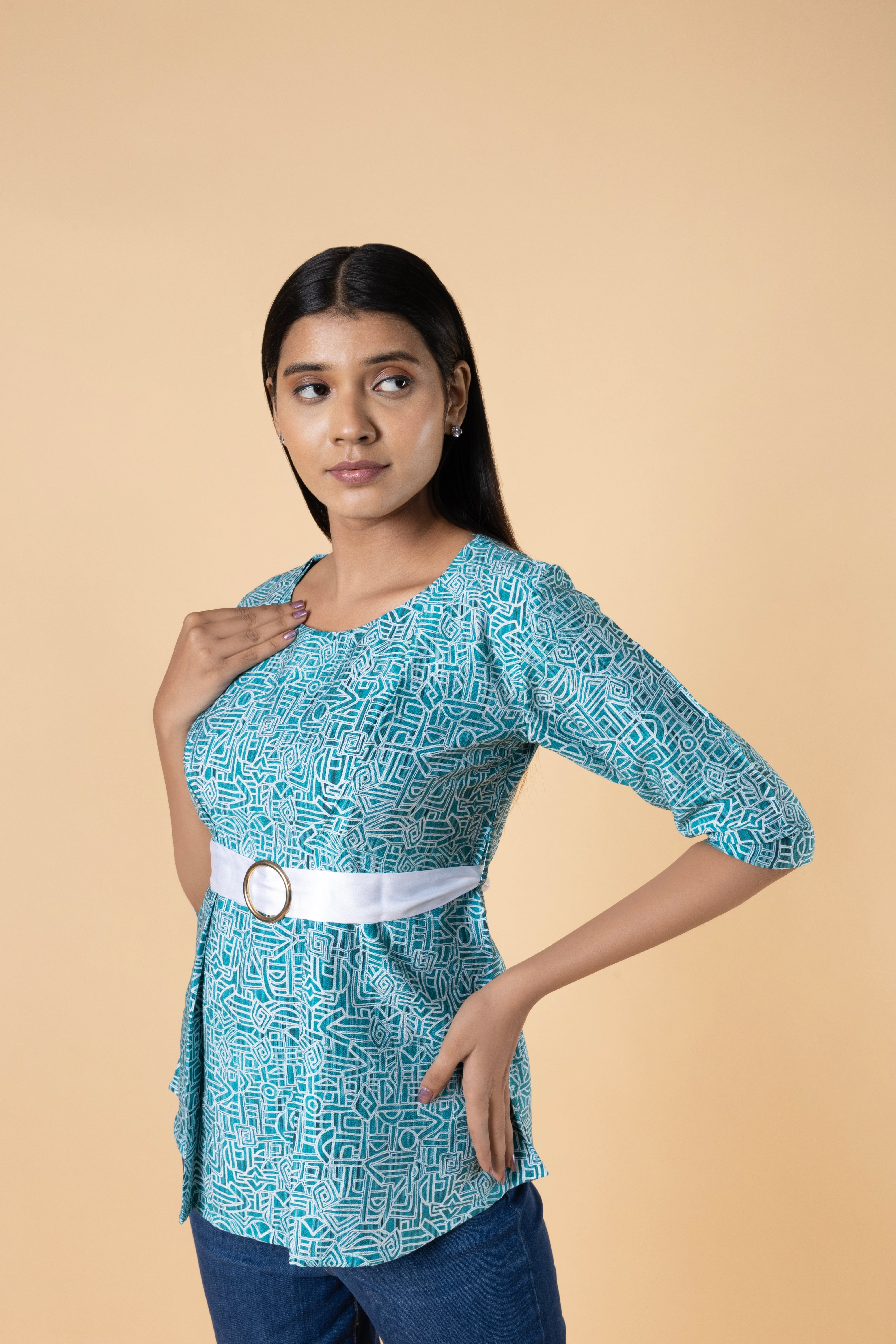 Round Neck Waist Belt Feminine Top